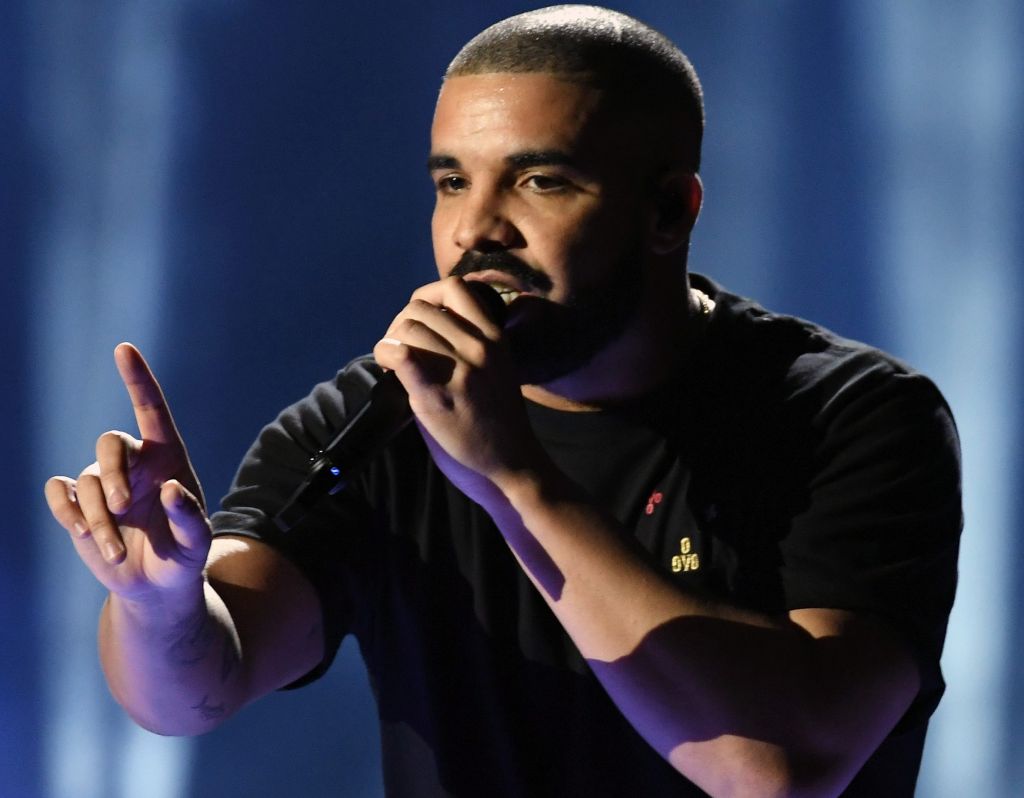 2016 iHeartRadio Music Festival - Night 1 - Show