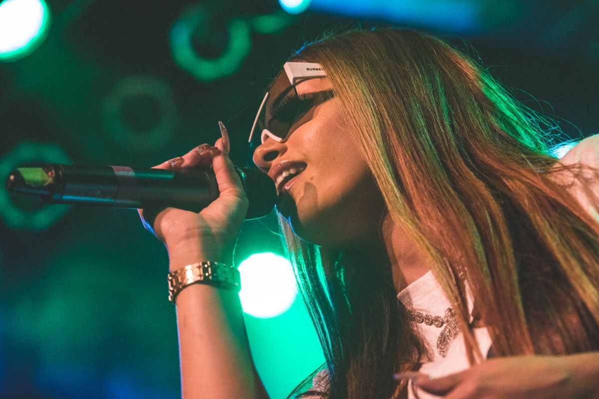 Sim Santana at Z107.9 White Out 2019!