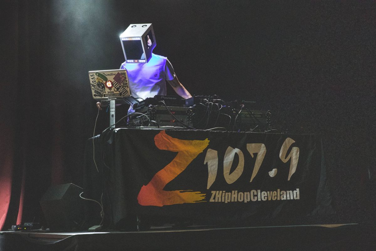 Ty'Bri at Z107.9 White Out 2019!