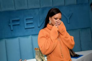 Robyn Rihanna Fenty And Linda Fargo Celebrate The Launch Of FENTY At Bergdorf Goodman