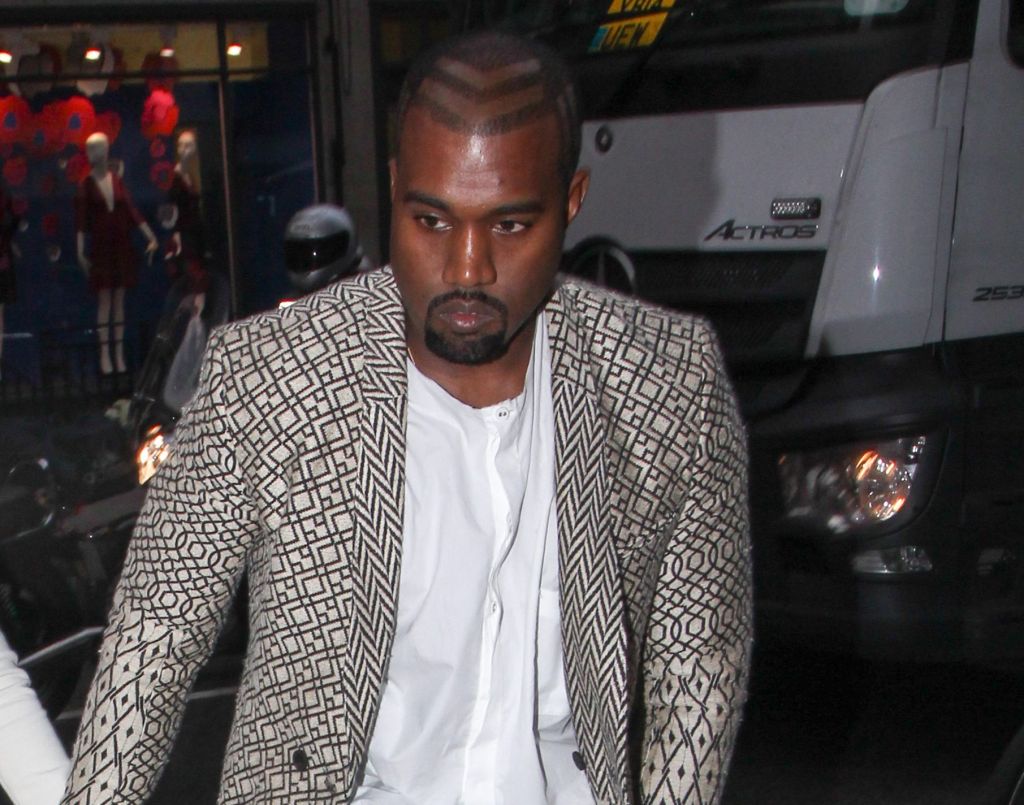 Kim Kardashian and Kanye West arrive for a London dinner-date